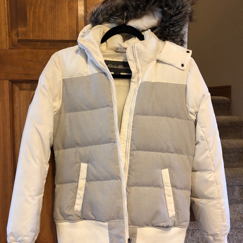 Eddie Bauer women’s winter coat, size xs